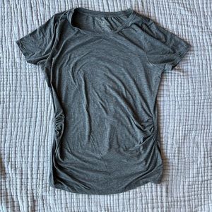 GAP fit breathe maternity t shirt